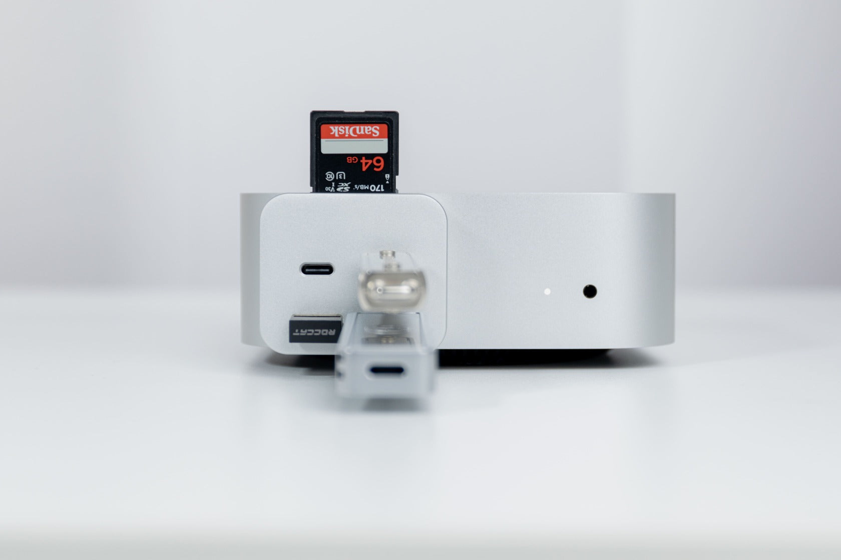 RayCue MiniPack – The Ultimate Expansion Dock for Mac Mini M4/Mac Studio M4