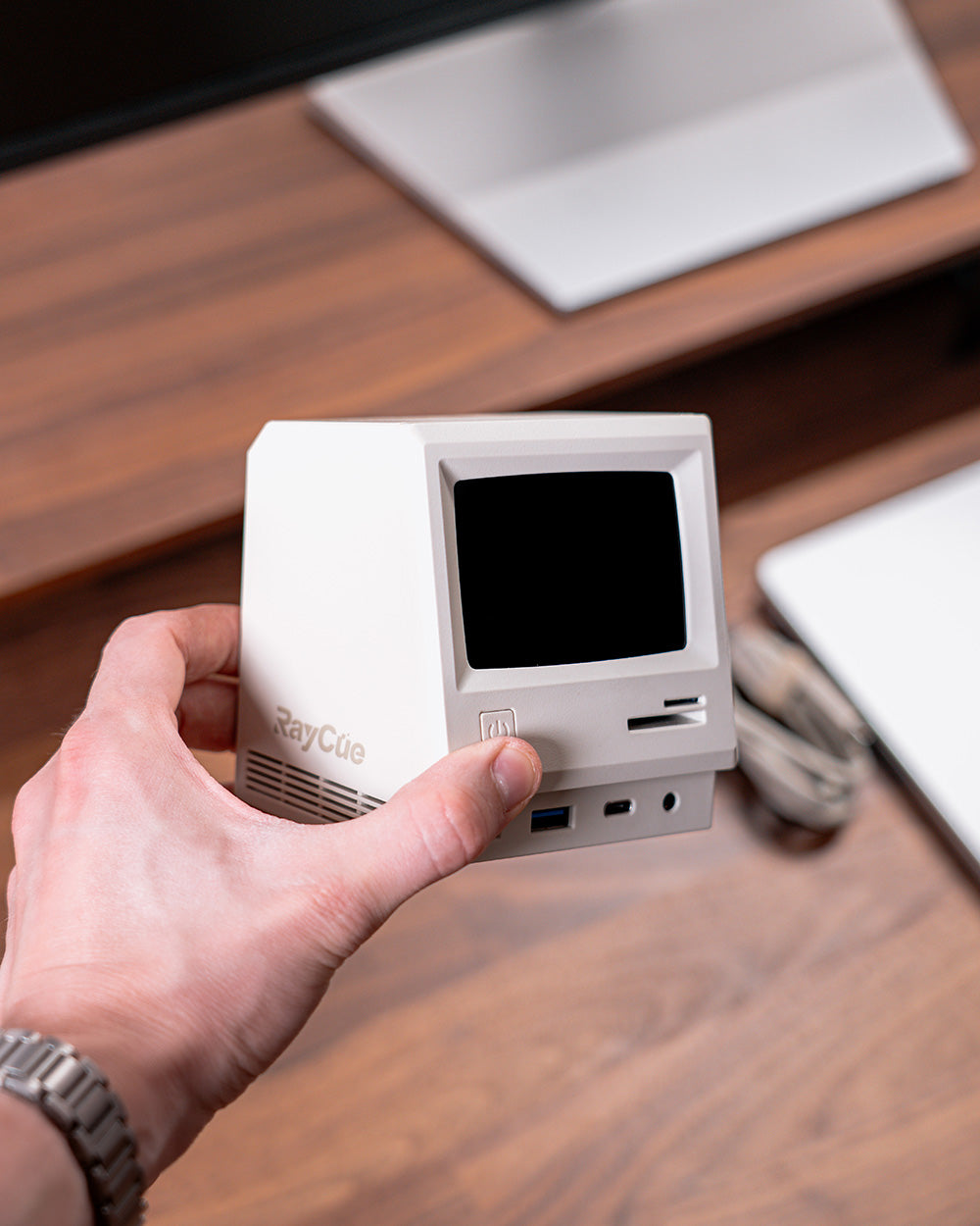 RayCue 128K: Retro Style Multifunctional Dock w/ Display