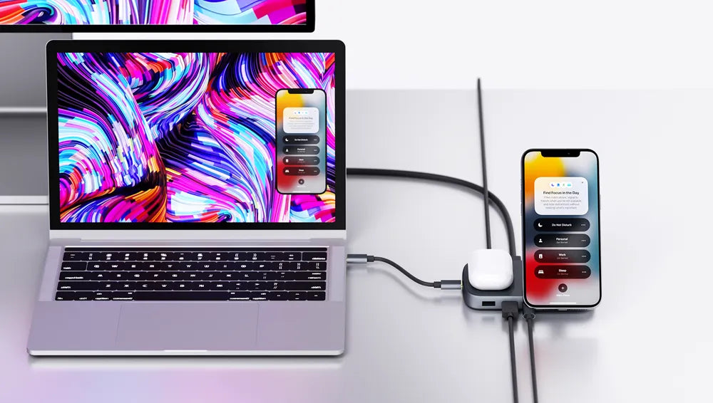 Qi2 3-in-1  Extension Hub Stand and Wireless Charger for iPhone