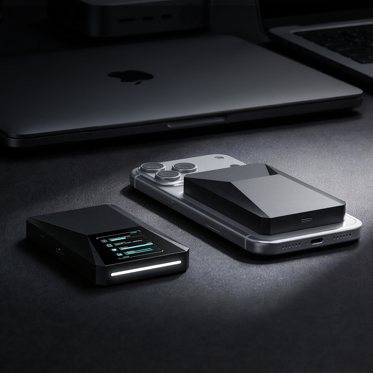 Cybervault: Magnetic 10Gbps SSD enclosure with Smart Display